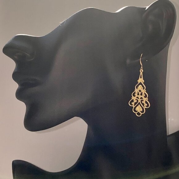 ❤️ Gold Brass Filigree Earrings - Picture 4 of 5